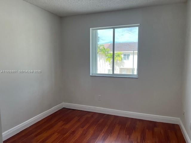 En Renta: $2,650 (3 camas, 2 baños, 1270 Pies cuadrados)