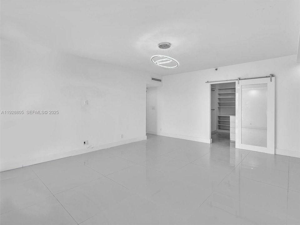 待售: $890,000 (2 贝兹, 2 浴室, 1887 平方英尺)