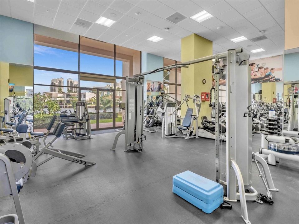 待售: $890,000 (2 贝兹, 2 浴室, 1887 平方英尺)