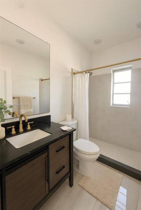 В аренду: $3,300 (3 спален, 1 ванн, 1200 Квадратных фут)