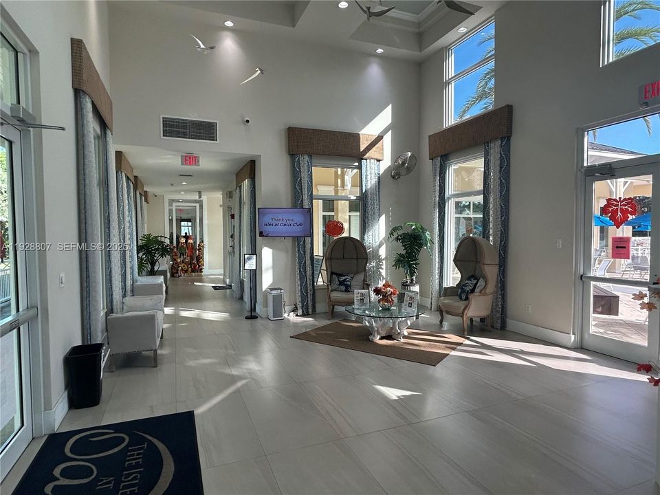 For Rent: $2,300 (3 beds, 2 baths, 1325 Square Feet)