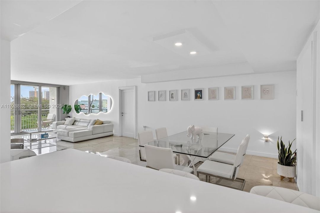 For Sale: $799,000 (2 beds, 2 baths, 1258 Square Feet)