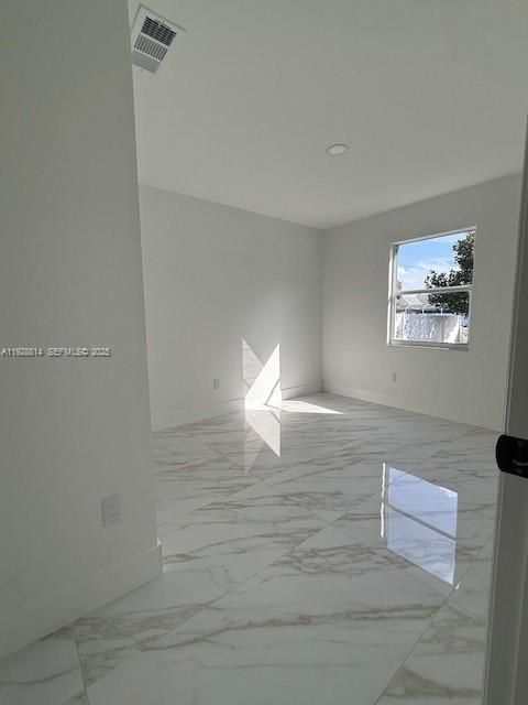 For Sale: $369,900 (3 beds, 2 baths, 1068 Square Feet)