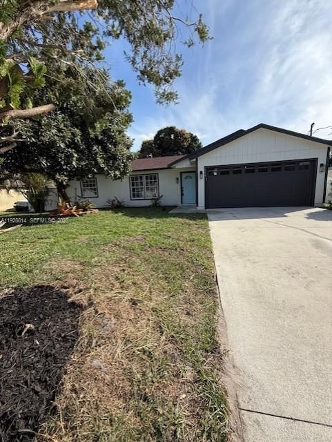 For Sale: $369,900 (3 beds, 2 baths, 1068 Square Feet)