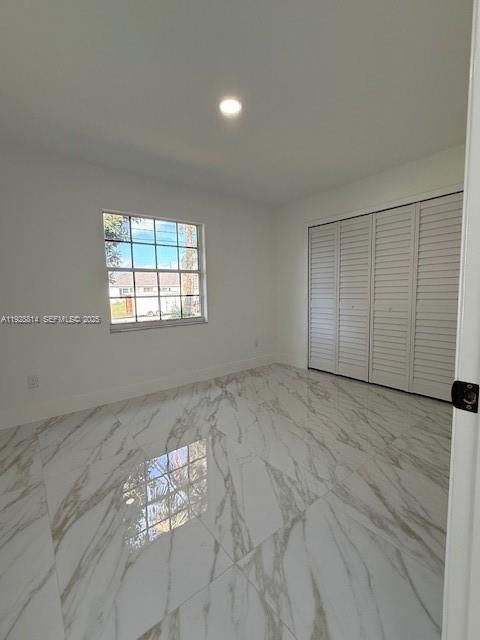 For Sale: $369,900 (3 beds, 2 baths, 1068 Square Feet)