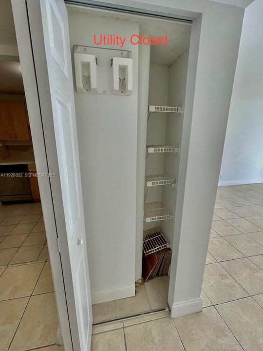 En Venta: $450,000 (1 camas, 1 baños, 876 Pies cuadrados)