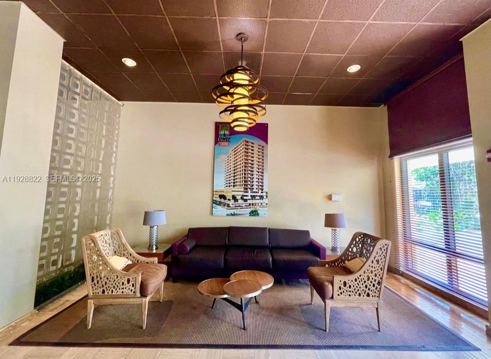 En Venta: $450,000 (1 camas, 1 baños, 876 Pies cuadrados)