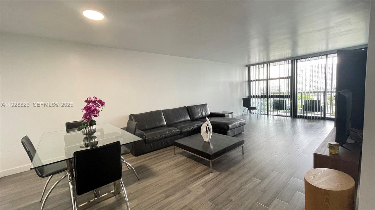 En Renta: $2,700 (2 camas, 2 baños, 1130 Pies cuadrados)