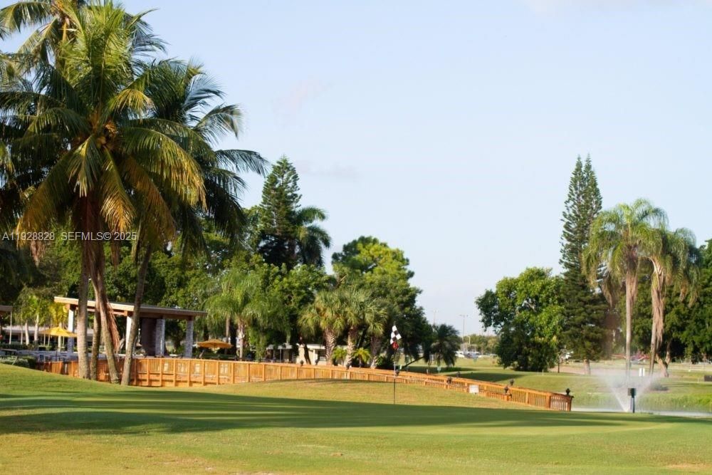 В аренду: $1,900 (2 спален, 2 ванн, 945 Квадратных фут)