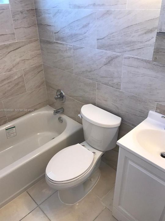 В аренду: $1,800 (2 спален, 1 ванн, 0 Квадратных фут)