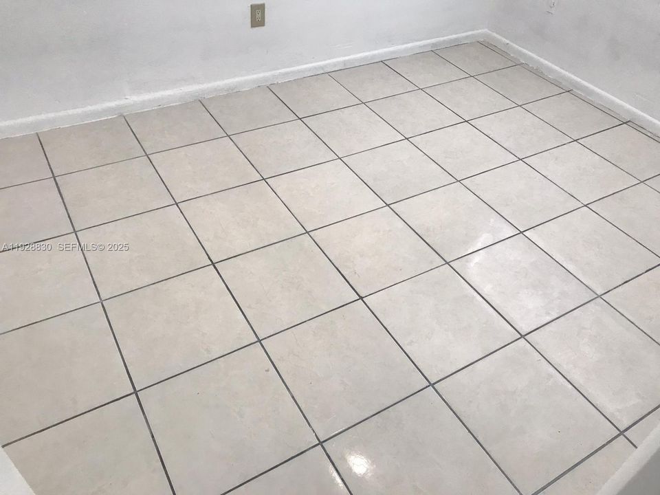 В аренду: $1,800 (2 спален, 1 ванн, 0 Квадратных фут)