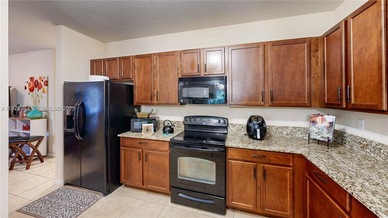 待售: $520,000 (3 贝兹, 2 浴室, 1800 平方英尺)