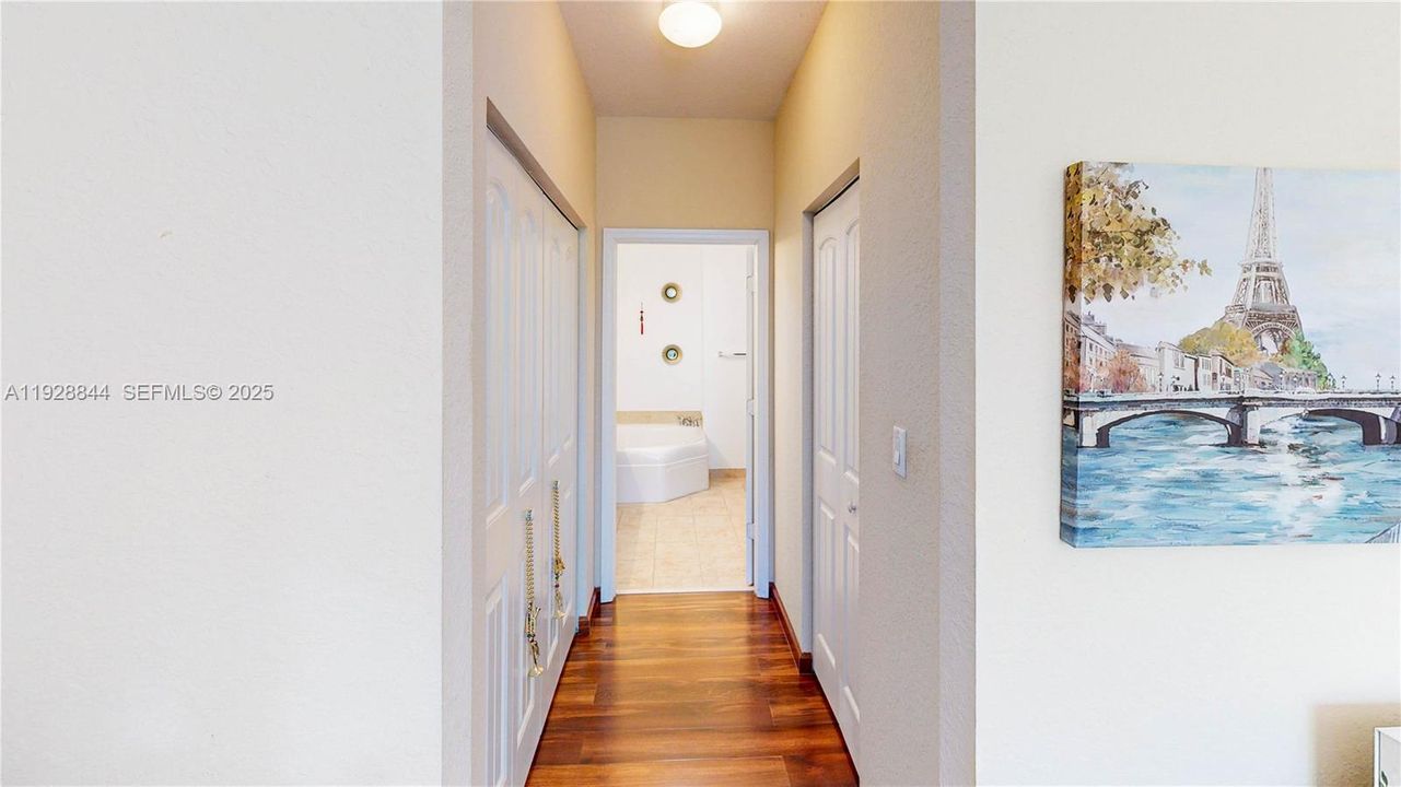 待售: $520,000 (3 贝兹, 2 浴室, 1800 平方英尺)