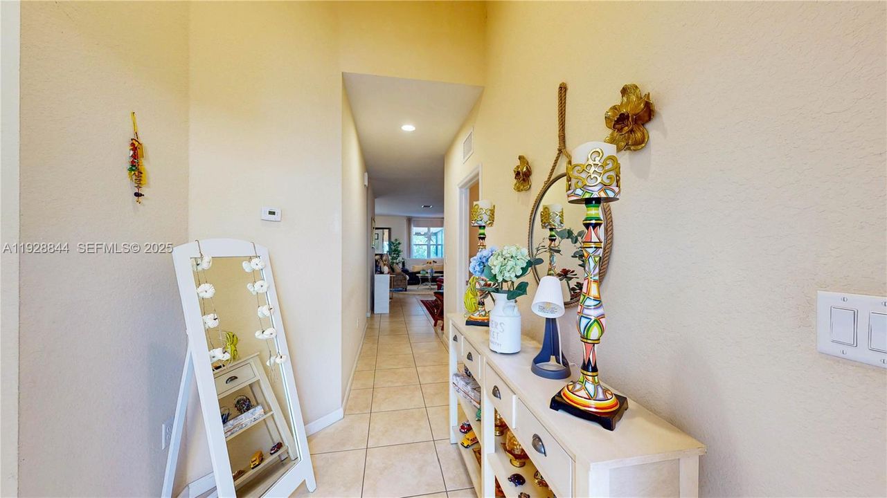 待售: $520,000 (3 贝兹, 2 浴室, 1800 平方英尺)