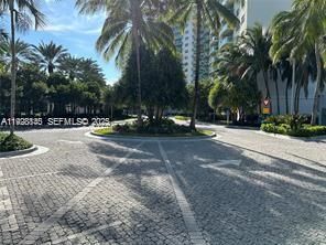 出租: $3,500 (0 贝兹, 0 浴室, 0 平方英尺)