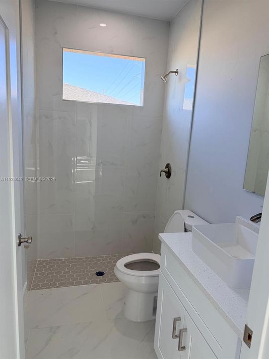 В аренду: $2,800 (3 спален, 2 ванн, 0 Квадратных фут)