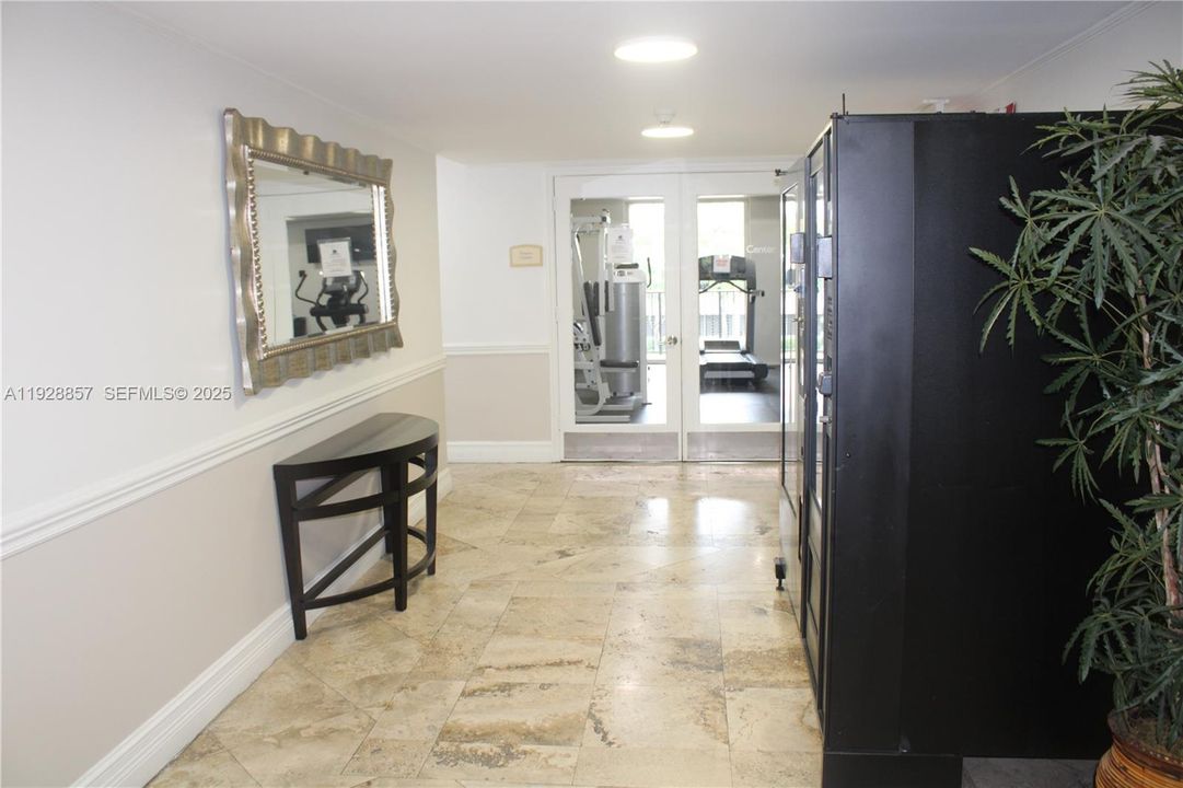 For Rent: $3,000 (2 beds, 2 baths, 1148 Square Feet)