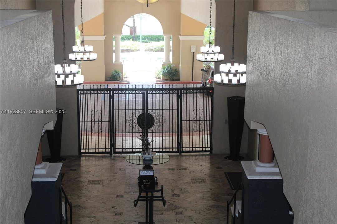 For Rent: $3,000 (2 beds, 2 baths, 1148 Square Feet)