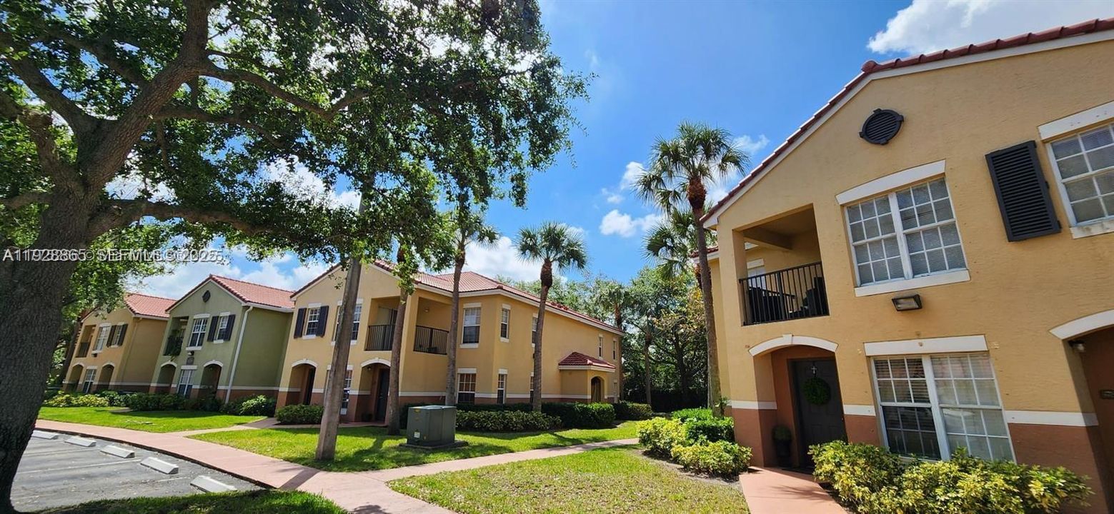 En Renta: $2,000 (2 camas, 2 baños, 1051 Pies cuadrados)