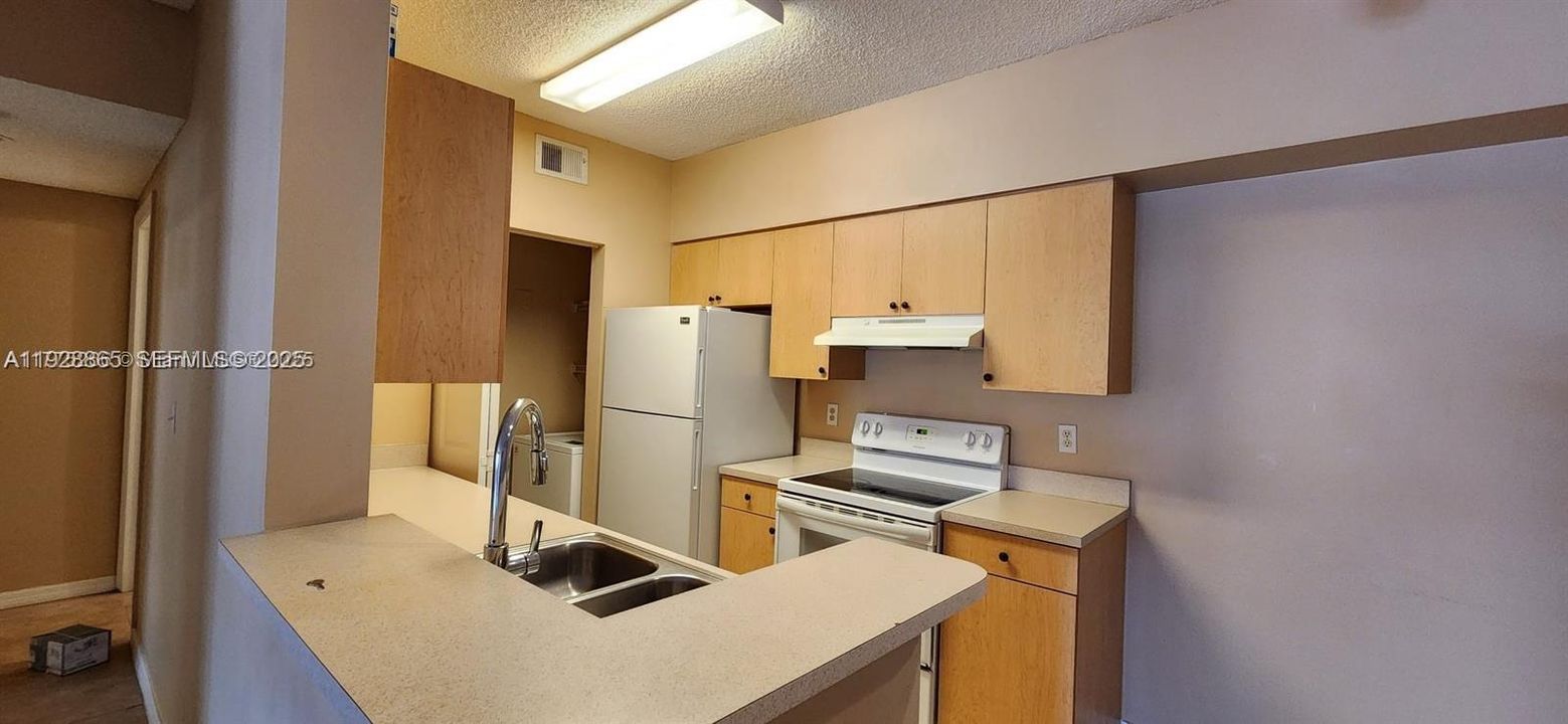 En Renta: $2,000 (2 camas, 2 baños, 1051 Pies cuadrados)