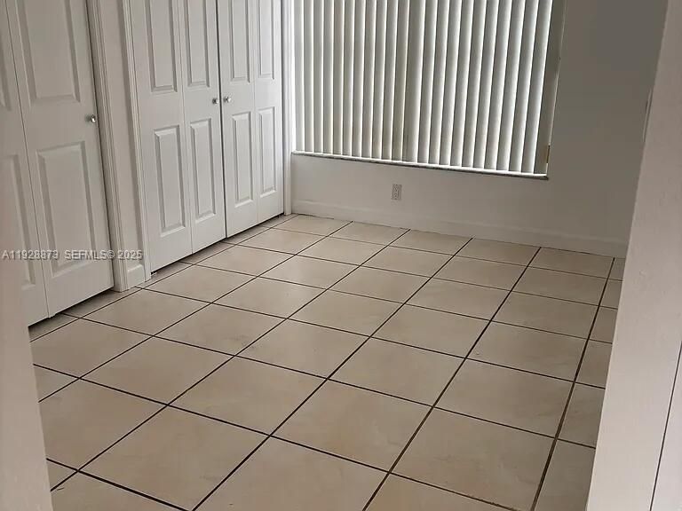 For Rent: $3,400 (3 beds, 2 baths, 1516 Square Feet)