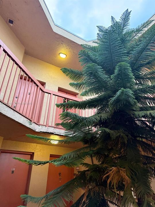 В аренду: $1,800 (2 спален, 2 ванн, 1000 Квадратных фут)