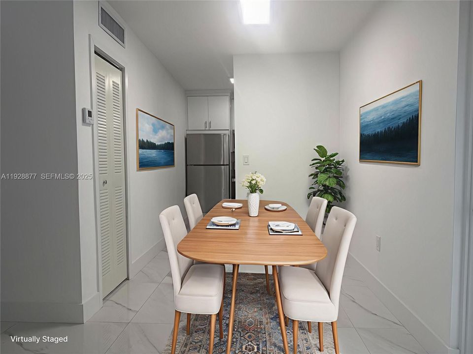 В аренду: $2,400 (2 спален, 1 ванн, 620 Квадратных фут)