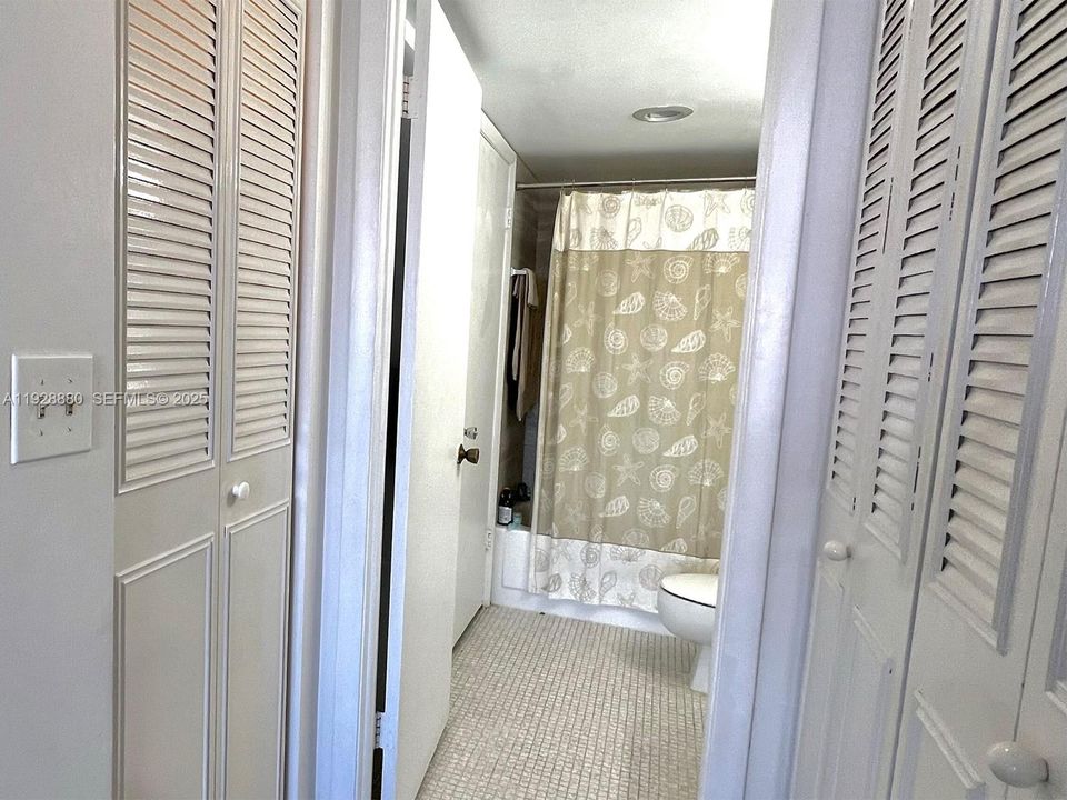 В аренду: $1,775 (1 спален, 1 ванн, 852 Квадратных фут)