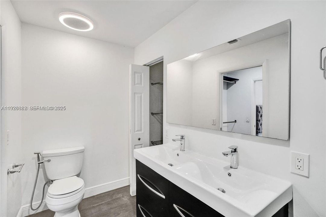 For Rent: $3,500 (3 beds, 2 baths, 1491 Square Feet)