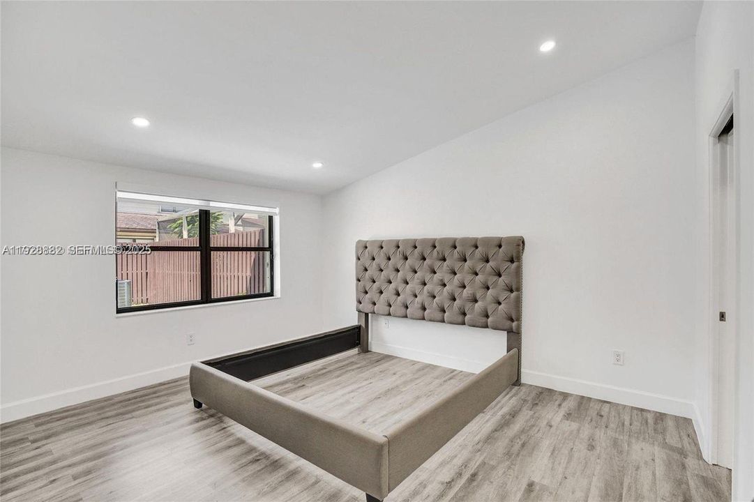 For Rent: $3,500 (3 beds, 2 baths, 1491 Square Feet)