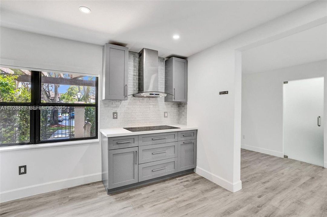 For Rent: $3,500 (3 beds, 2 baths, 1491 Square Feet)