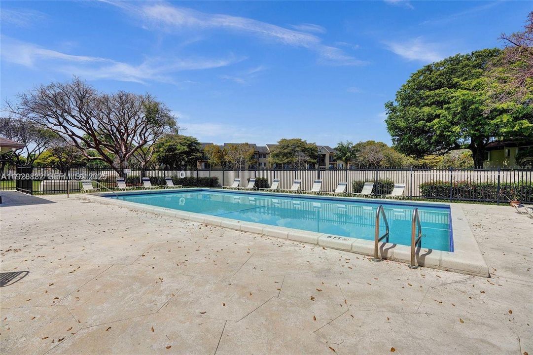 For Rent: $3,500 (3 beds, 2 baths, 1491 Square Feet)