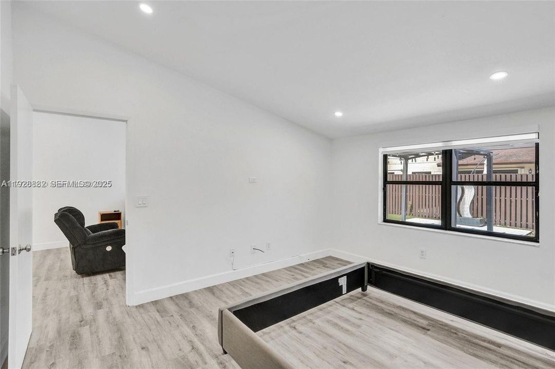 For Rent: $3,500 (3 beds, 2 baths, 1491 Square Feet)