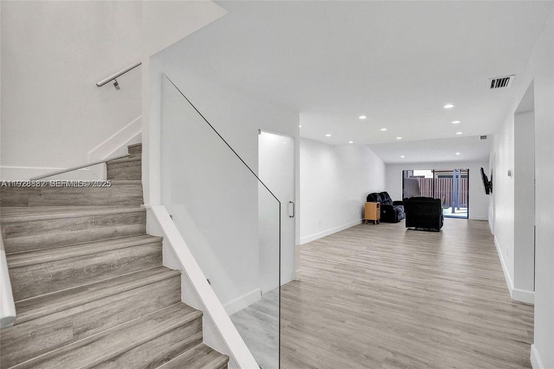 For Rent: $3,500 (3 beds, 2 baths, 1491 Square Feet)