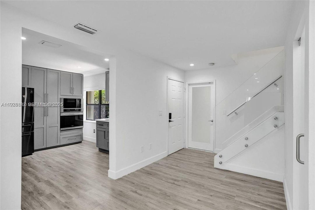 For Rent: $3,500 (3 beds, 2 baths, 1491 Square Feet)