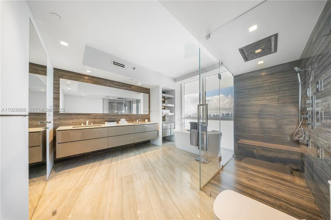 For Rent: $27,500 (2 beds, 2 baths, 2145 Square Feet)