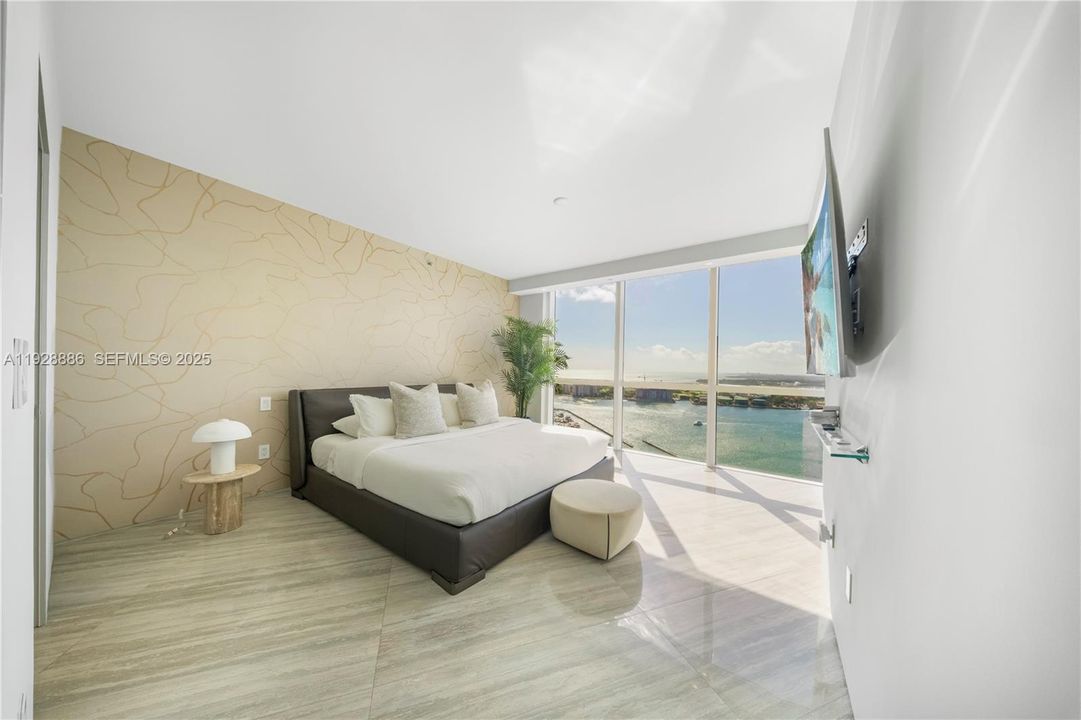 For Rent: $27,500 (2 beds, 2 baths, 2145 Square Feet)