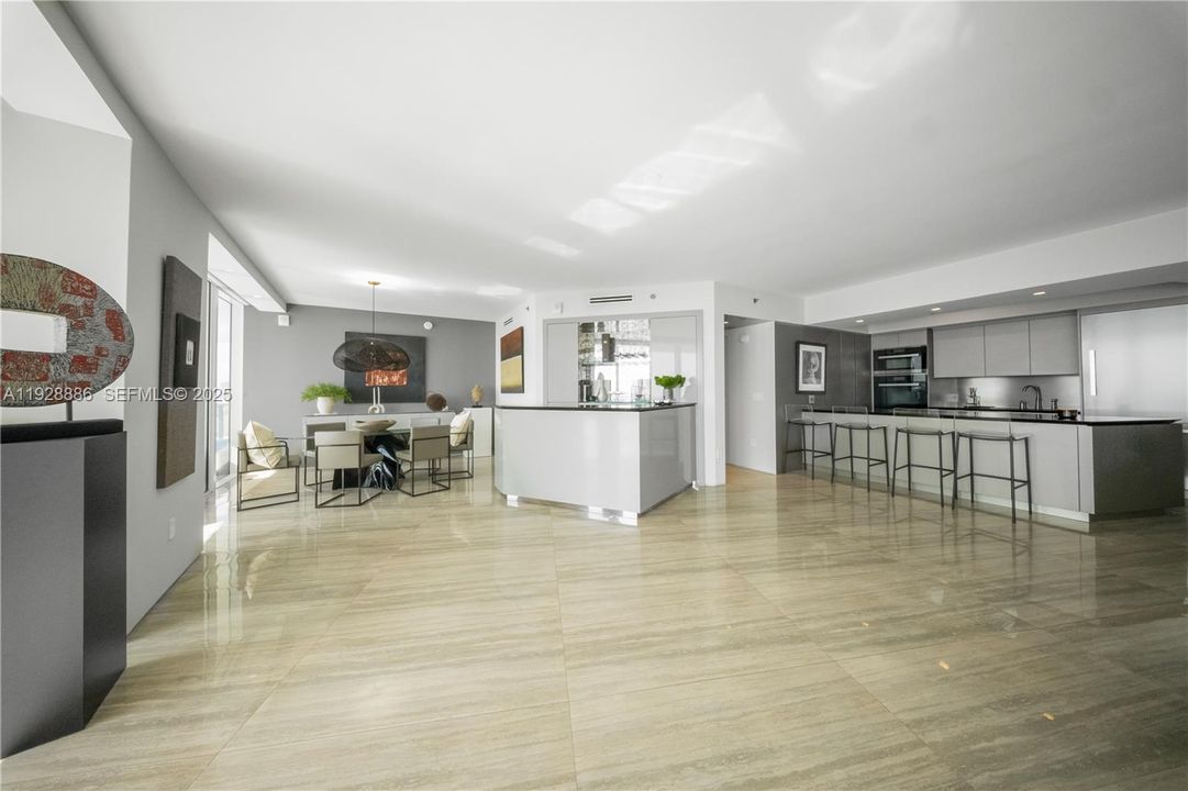 For Rent: $27,500 (2 beds, 2 baths, 2145 Square Feet)