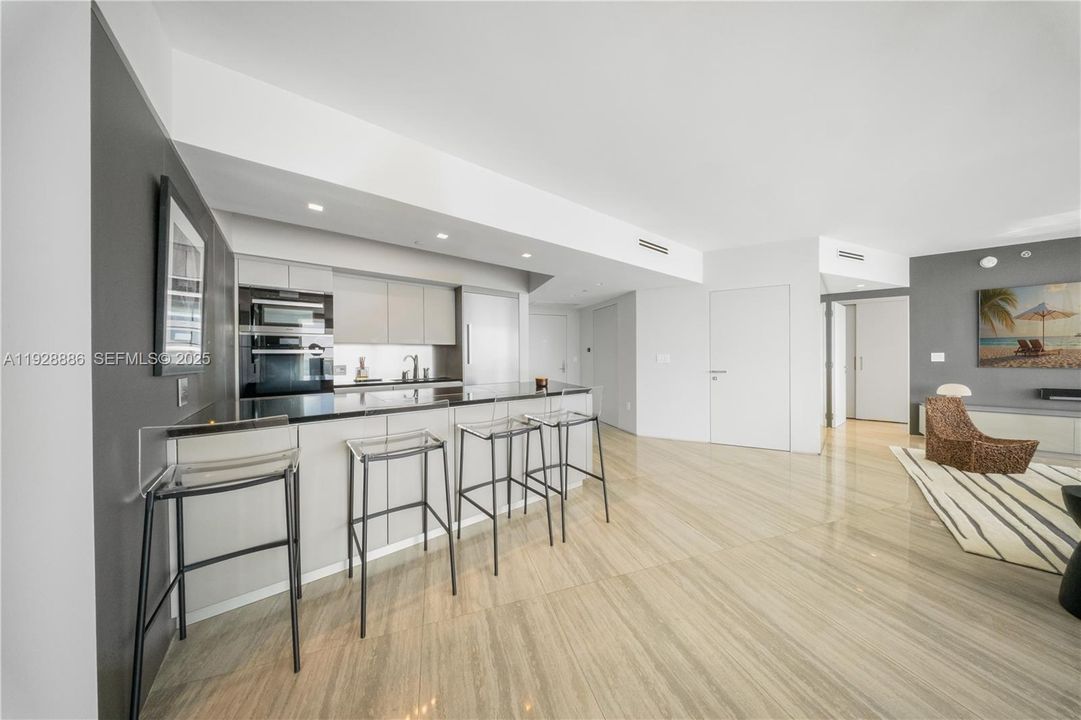 For Rent: $27,500 (2 beds, 2 baths, 2145 Square Feet)