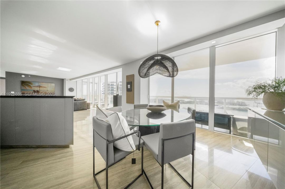 For Rent: $27,500 (2 beds, 2 baths, 2145 Square Feet)