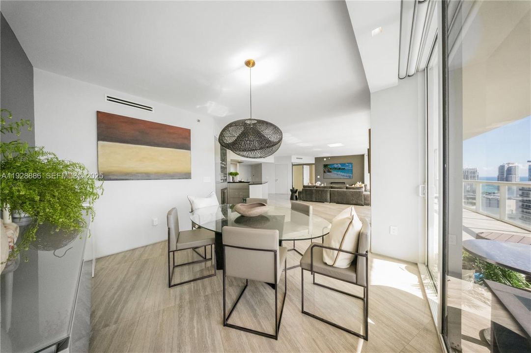 For Rent: $27,500 (2 beds, 2 baths, 2145 Square Feet)