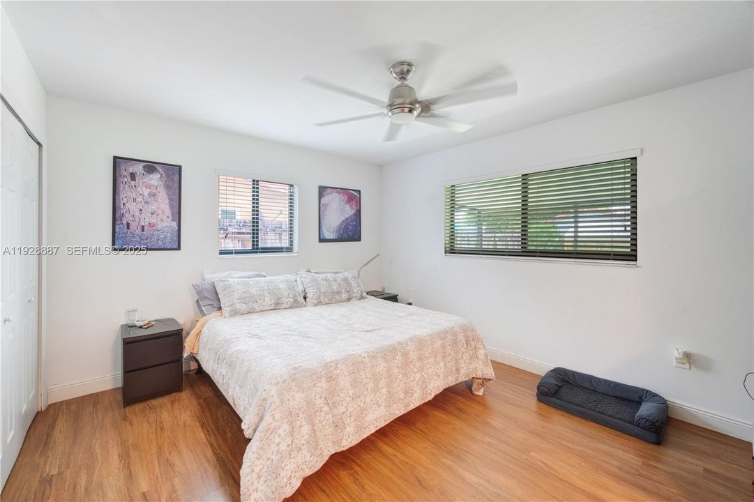 В аренду: $3,900 (3 спален, 2 ванн, 1426 Квадратных фут)