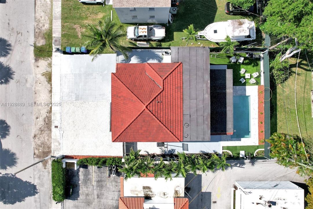 待售: $1,825,000 (0 贝兹, 0 浴室, 2428 平方英尺)