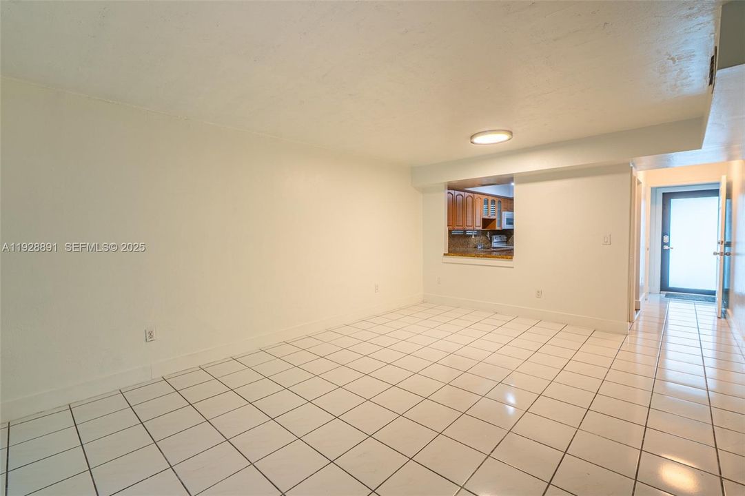 En Venta: $450,000 (2 camas, 1 baños, 1278 Pies cuadrados)