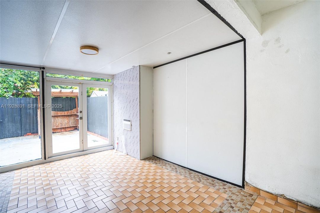 En Venta: $450,000 (2 camas, 1 baños, 1278 Pies cuadrados)