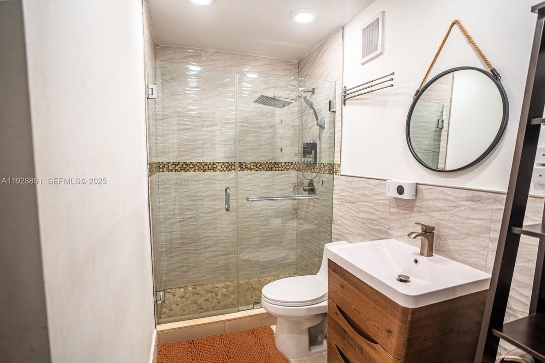 En Venta: $450,000 (2 camas, 1 baños, 1278 Pies cuadrados)