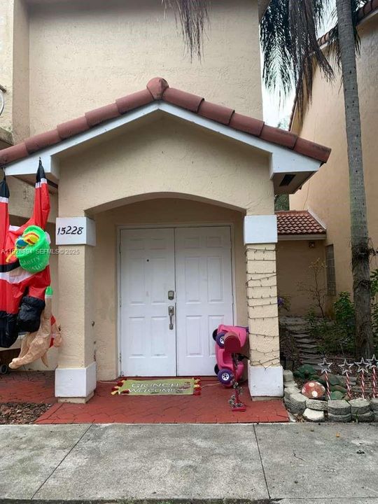 На продажу: $509,000 (3 спален, 2 ванн, 1638 Квадратных фут)