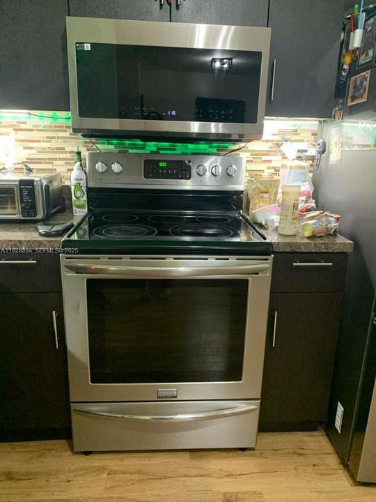 На продажу: $509,000 (3 спален, 2 ванн, 1638 Квадратных фут)