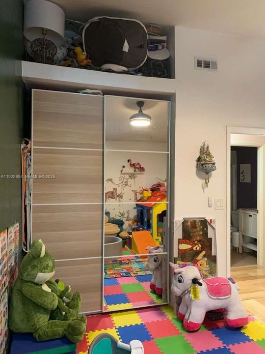 На продажу: $509,000 (3 спален, 2 ванн, 1638 Квадратных фут)