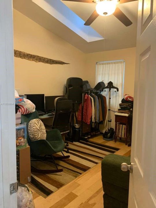 На продажу: $509,000 (3 спален, 2 ванн, 1638 Квадратных фут)